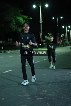 Runner Photo 3517414