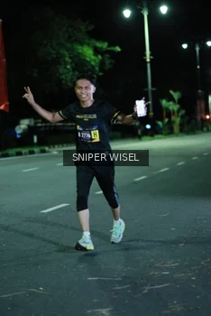 Runner Photo 3517435