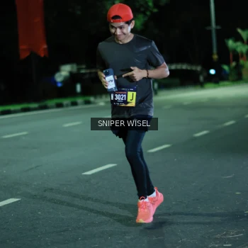 Runner Photo 3517459