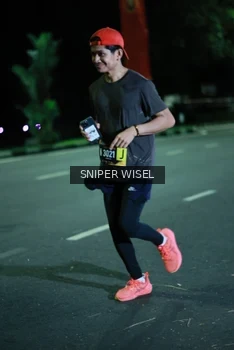 Runner Photo 3517475