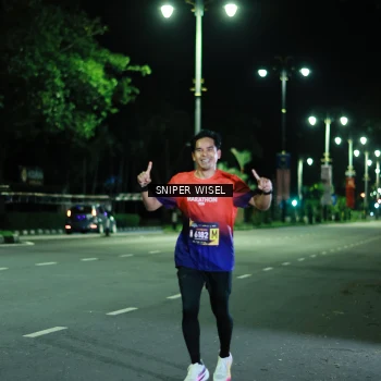 Runner Photo 3517581