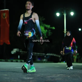 Runner Photo 3517588