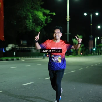 Runner Photo 3517597
