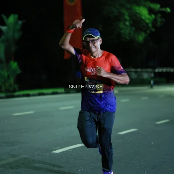 Runner Photo 3517635