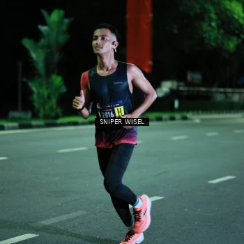 Runner Photo 3517670