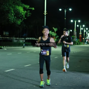 Runner Photo 3517697