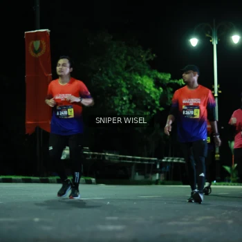Runner Photo 3517711
