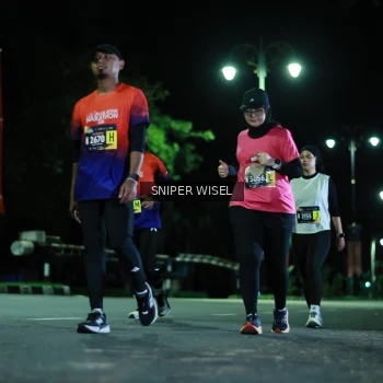 Runner Photo 3517714