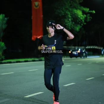 Runner Photo 3517781