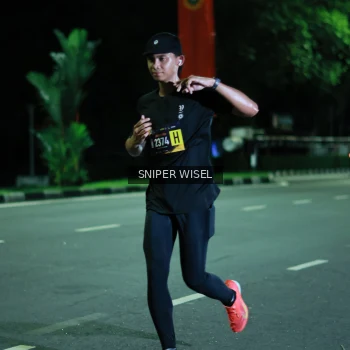 Runner Photo 3517785