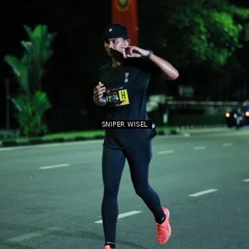 Runner Photo 3517787