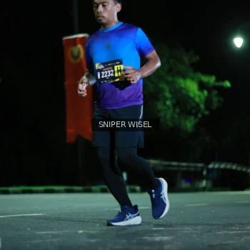 Runner Photo 3517789
