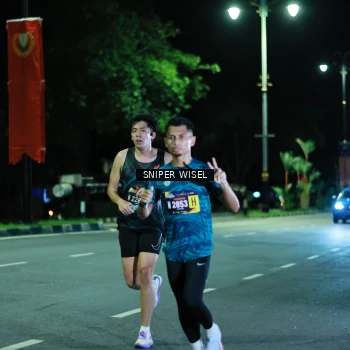 Runner Photo 3517798