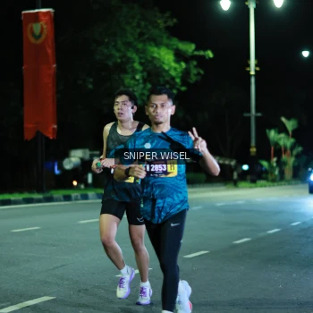 Runner Photo 3517800