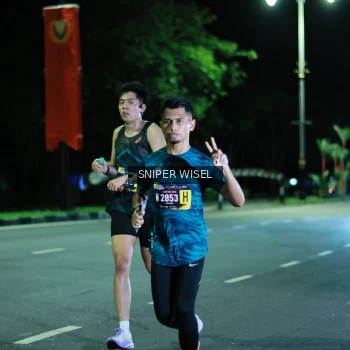Runner Photo 3517806