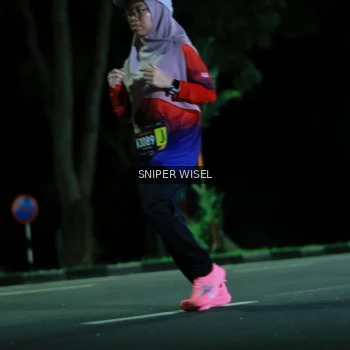 Runner Photo 3517874