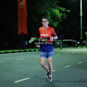 Runner Photo 3517895