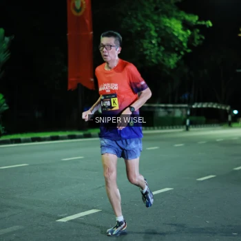 Runner Photo 3517905