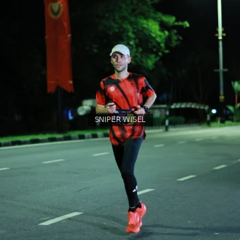 Runner Photo 3517936