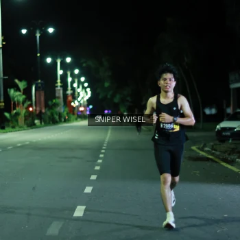 Runner Photo 3517959