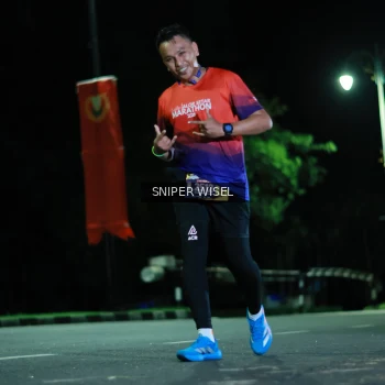 Runner Photo 3517972
