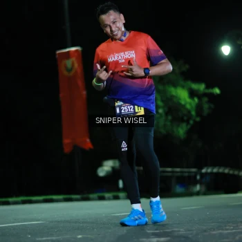 Runner Photo 3517978