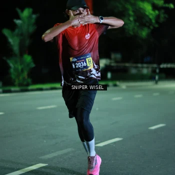 Runner Photo 3518035