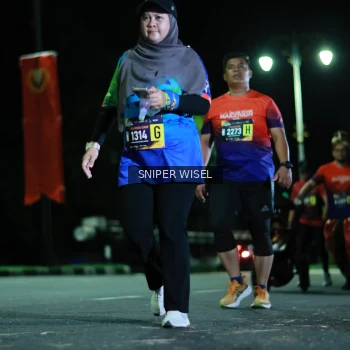 Runner Photo 3518143