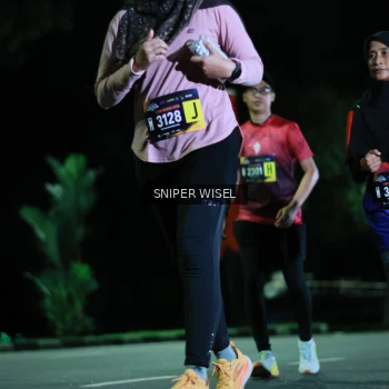 Runner Photo 3518172