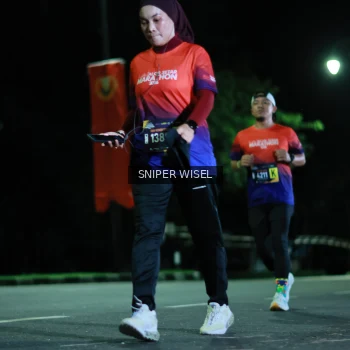 Runner Photo 3518175