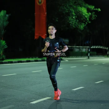 Runner Photo 3518198