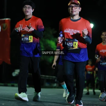 Runner Photo 3518415