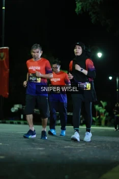 Runner Photo 3518426