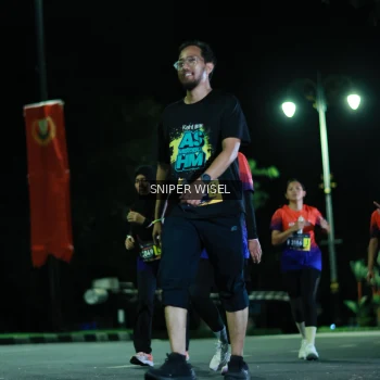 Runner Photo 3518436