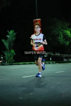 Runner Photo 3518541