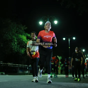 Runner Photo 3518546