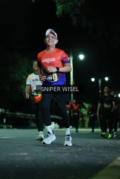 Runner Photo 3518575