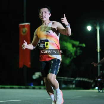 Runner Photo 3518625
