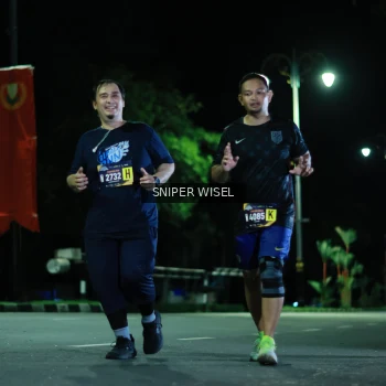 Runner Photo 3518626