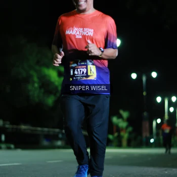 Runner Photo 3518644