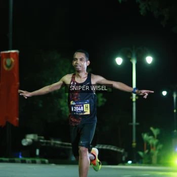 Runner Photo 3518663