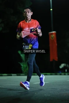 Runner Photo 3518736