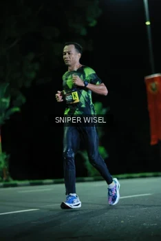 Runner Photo 3518772