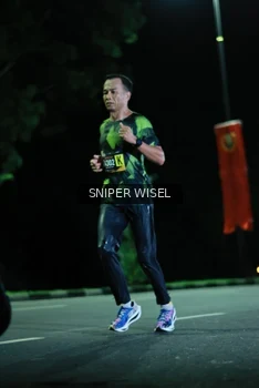 Runner Photo 3518773