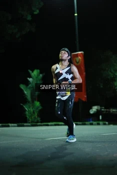 Runner Photo 3518855