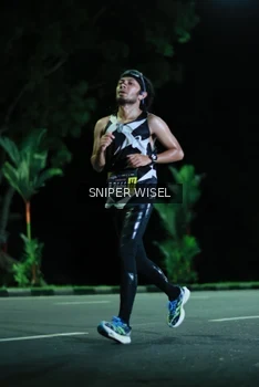 Runner Photo 3518870