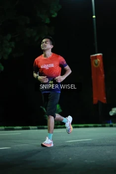 Runner Photo 3518906