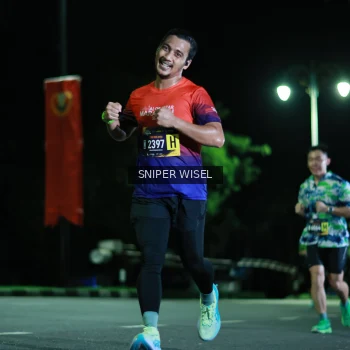 Runner Photo 3518979