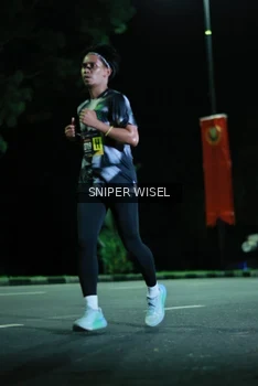 Runner Photo 3518993