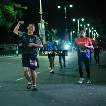 Runner Photo 3519043